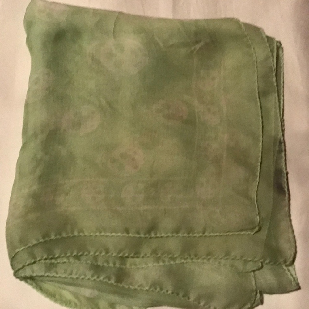 Alexander McQueen silk skull scarf